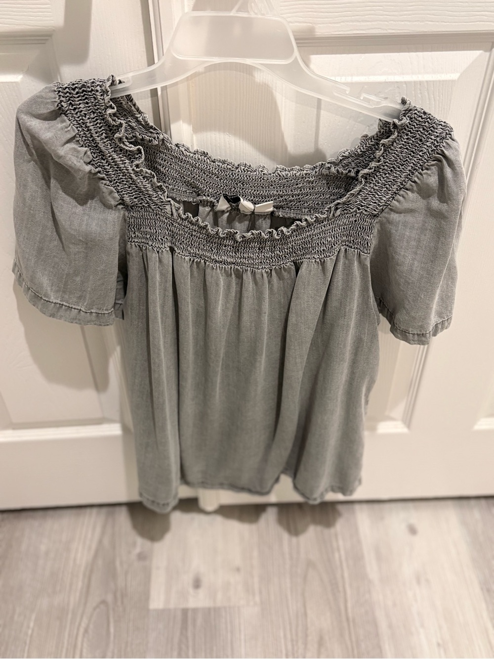AFF Smocked Off-Shoulder Top - Gray